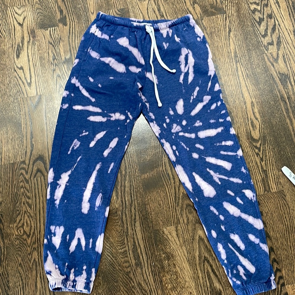 Garage tie die sweatpants size xs. Great condition